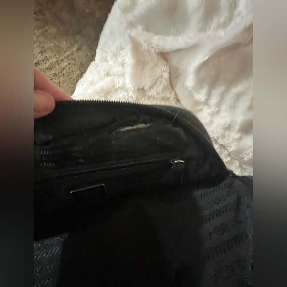 All black nylon Prada shoulder tote featuring a unique design inside - Picture 8 of 8